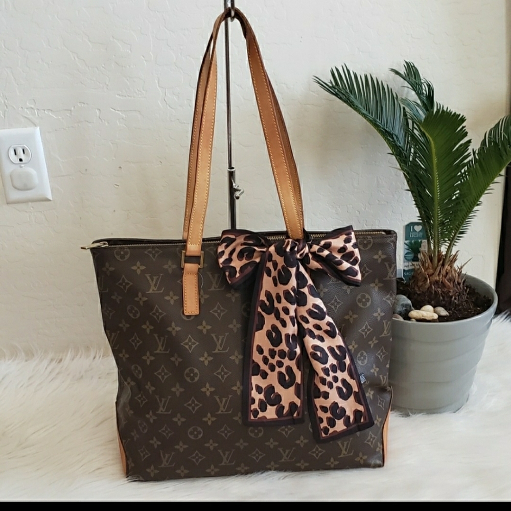 🍀🌺GORGEOUS🌺🍀 Louis vuitton Cabas Mezzo tote